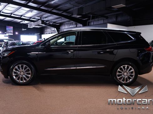 Used 2020 Buick Enclave Essence w/ LPO, Floor Liner Package image 4