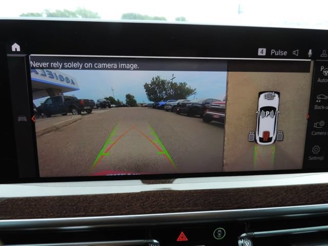 Used 2024 BMW X4 xDrive30i w/ Parking Assistance Package AWD/4WD image 32