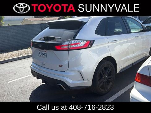 Used 2019 Ford Edge ST image 2