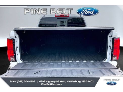 Used 2024 Chevrolet Colorado Z71 w/ Z71 Convenience Package 2 AWD/4WD image 12
