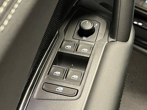 New 2026 Volkswagen Tiguan SE AWD/4WD image 19