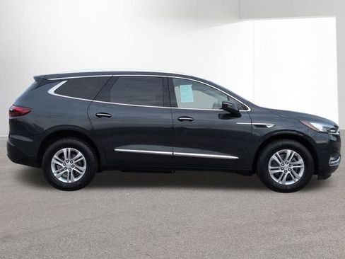 Used 2020 Buick Enclave Essence w/ Sound and Sites Package image 5