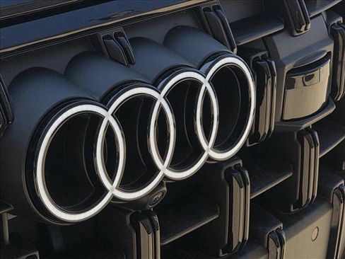 New 2026 Audi Q7 3.0T Premium Plus image 9