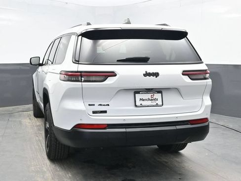 Used 2021 Jeep Grand Cherokee L Laredo AWD/4WD image 5