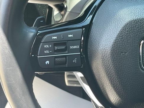 Certified 2025 Honda Civic Sport image 23