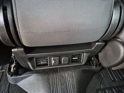 Used 2021 GMC Sierra 1500 SLE w/ LPO, GMC Protection Package AWD/4WD image 15