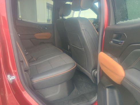 Used 2024 GMC Canyon AT4 w/ Technology Package image 14