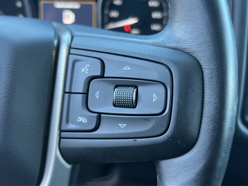 Used 2021 GMC Yukon XL Denali w/ Denali Premium Package image 22