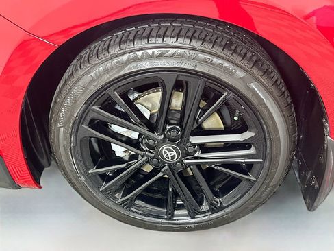 Used 2025 Toyota Camry SE image 31