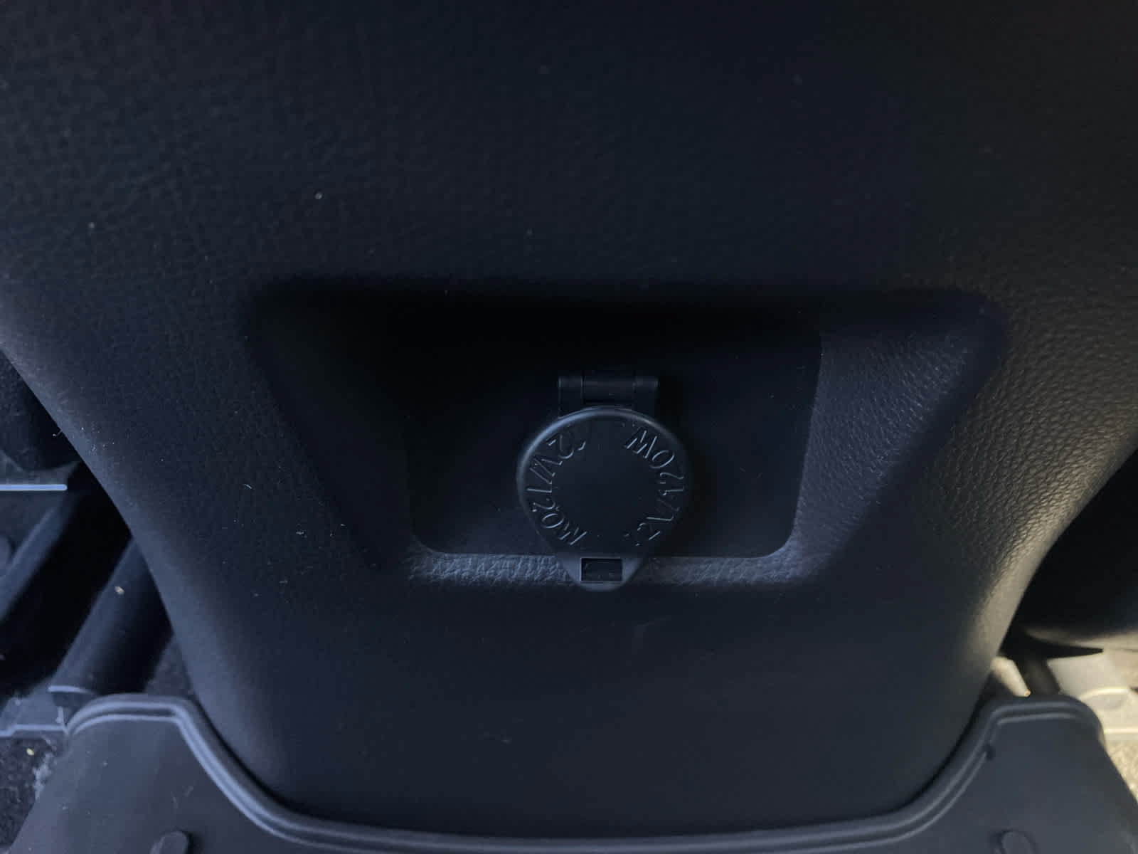 Certified 2025 Toyota RAV4 LE AWD/4WD image 31