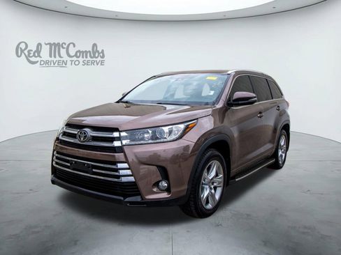 Used 2018 Toyota Highlander Limited Platinum image 1