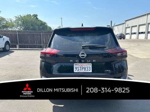 Used 2025 Nissan Rogue SV AWD/4WD image 20