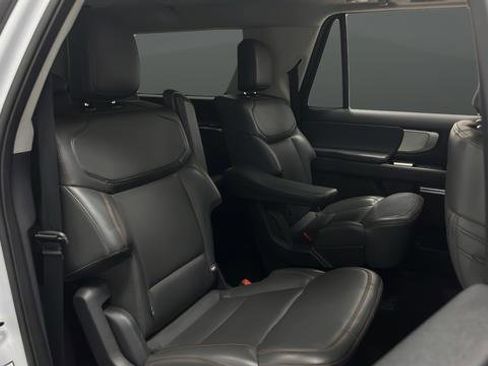 Used 2025 Ford Expedition Max Active AWD/4WD image 26