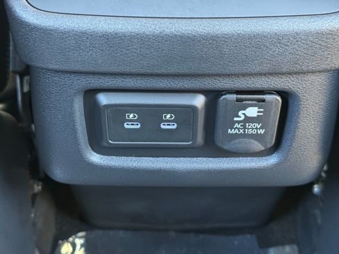 Used 2026 Nissan Pathfinder Platinum FWD image 37