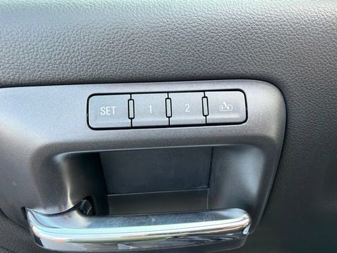 Used 2019 Chevrolet Silverado 2500 High Country w/ Duramax Plus Package AWD/4WD image 17