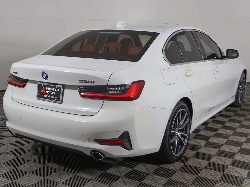 Used 2020 BMW 330i xDrive Sedan w/ Convenience Package AWD/4WD image 11