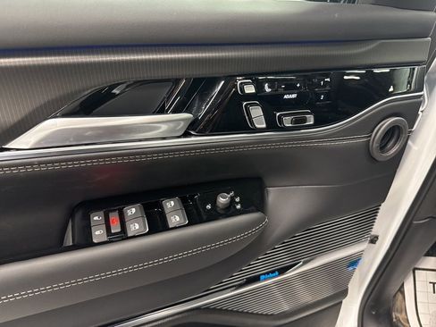 New 2026 Jeep Grand Wagoneer L Summit AWD/4WD image 27