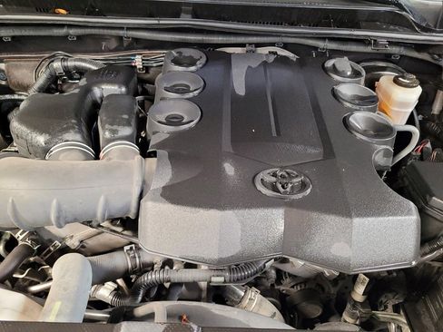 Used 2019 Toyota 4Runner SR5 Premium RWD image 30