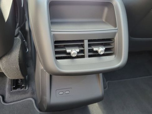 New 2025 Cadillac Lyriq Sport image 32