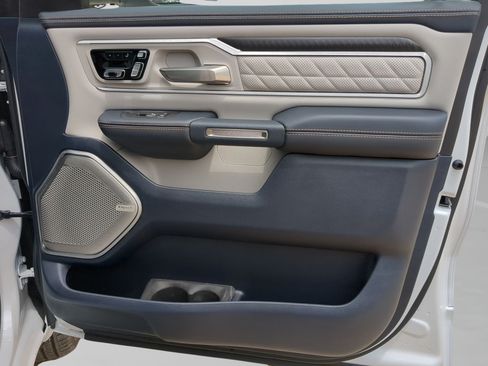 Used 2025 RAM 1500 Tungsten AWD/4WD image 75