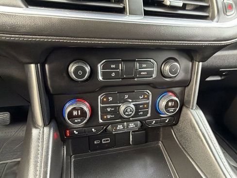 Used 2022 Chevrolet Tahoe LT w/ LT Signature Plus Package image 32