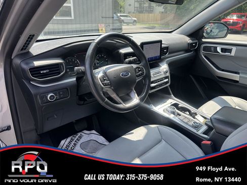 Used 2021 Ford Explorer XLT AWD/4WD image 6