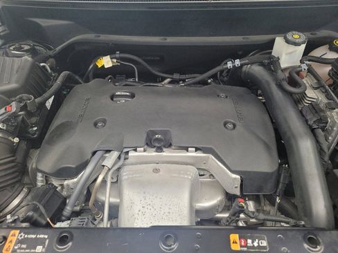 Used 2019 GMC Terrain SLT w/ Preferred Package image 30