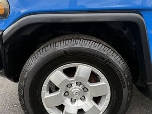 Used 2007 Toyota FJ Cruiser 4WD image 15