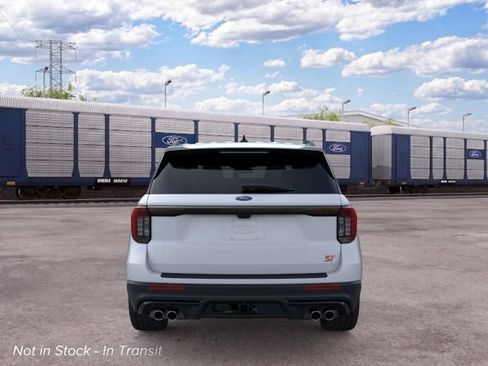 New 2026 Ford Explorer ST AWD/4WD image 5
