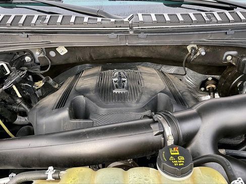 Used 2020 Lincoln Navigator L Black Label w/ Cargo Convenience Package image 10