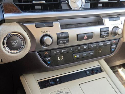 Used 2017 Lexus ES 350 image 14