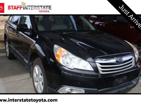 Used 2011 Subaru Outback 2.5i Premium w/ All-Weather Pkg image 1