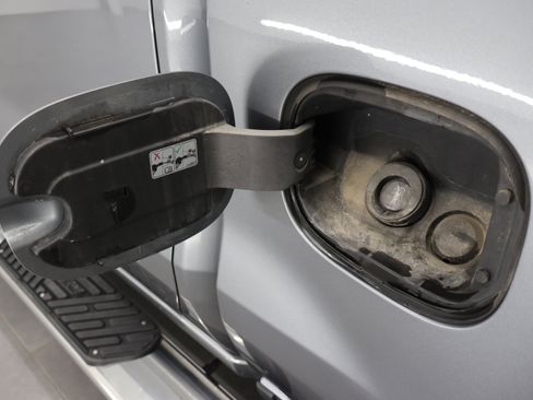 Used 2021 Chevrolet Silverado 1500 LTZ w/ LTZ Premium Package image 34