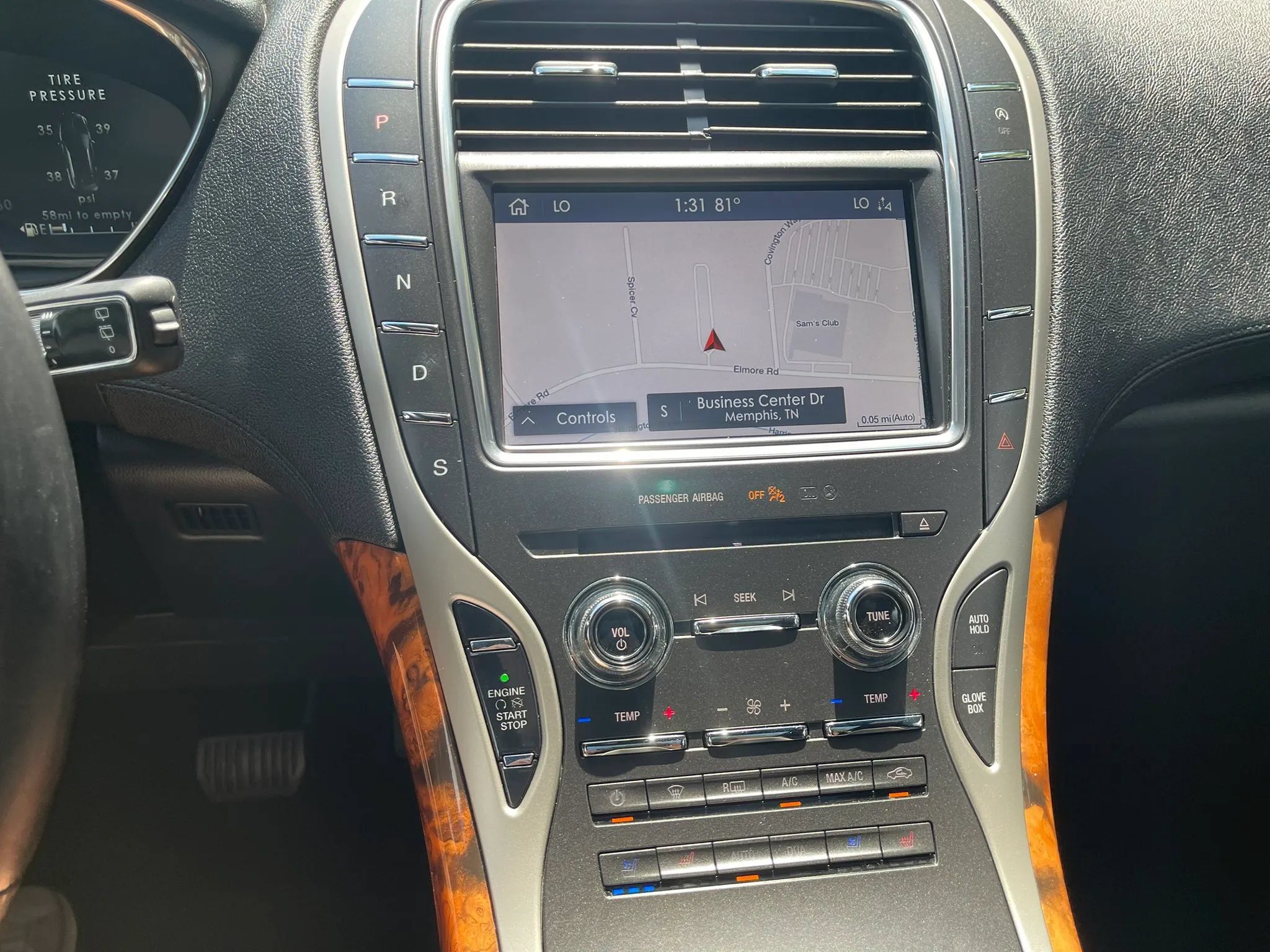 Used 2020 Lincoln Nautilus Reserve AWD/4WD image 18