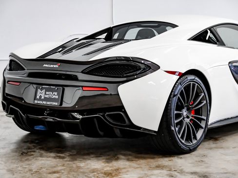 Used 2017 McLaren 570S Coupe image 13