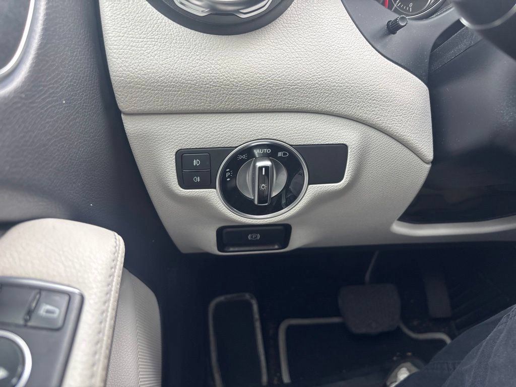 Used 2019 Mercedes-Benz GLA 250 image 15