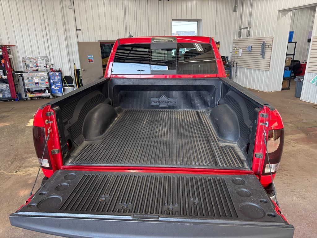 Used 2018 RAM 1500 Outdoorsman AWD/4WD image 19