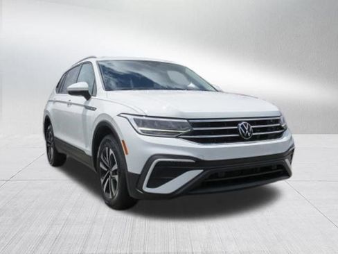 Used 2023 Volkswagen Tiguan S FWD image 9