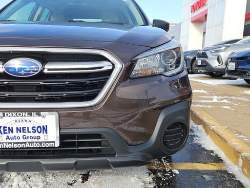 Used 2019 Subaru Outback 2.5i image 3