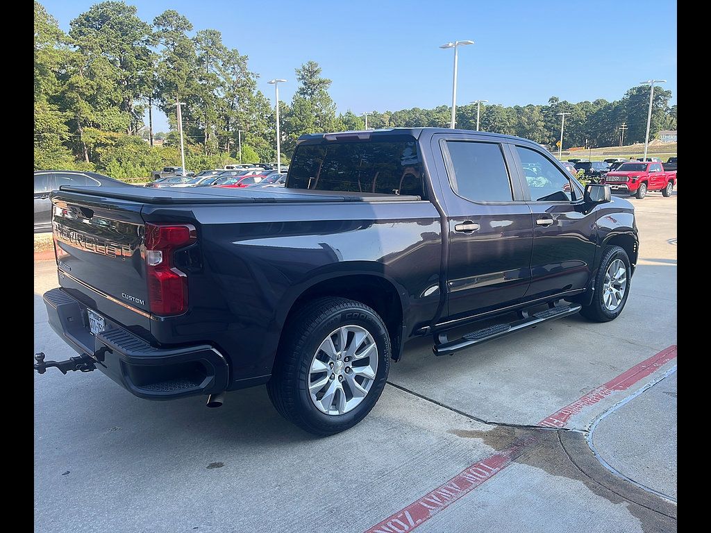 Used 2023 Chevrolet Silverado 1500 Custom RWD image 5
