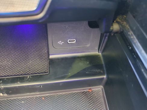 Used 2022 Mercedes-Benz C 300 Sedan image 23