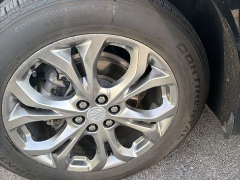 Used 2021 Buick Enclave Avenir w/ Avenir Technology Package image 15