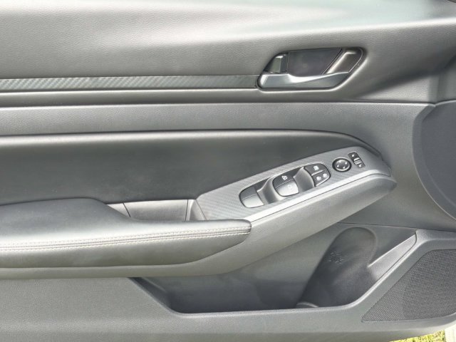 Used 2026 Nissan Altima 2.5 SV FWD image 18