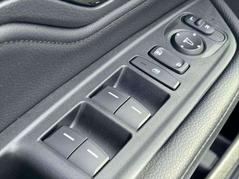 Used 2025 Honda Odyssey Touring image 14