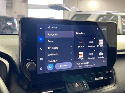 Used 2025 Toyota RAV4 XSE w/ Weather Package image 18