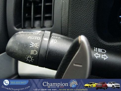Used 2011 INFINITI G37 Convertible w/ Premium Pkg RWD image 25