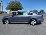 Used 2018 Volkswagen Passat 2.0T SE w/ SE Lighting Package image 4