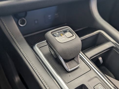 Used 2022 Nissan Pathfinder SL w/ SL Premium Package image 35