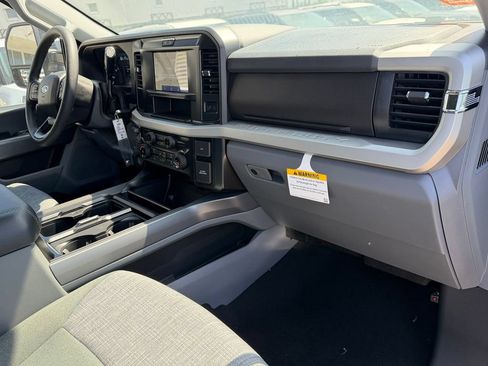 New 2026 Ford F250 XLT w/ FX4 Off-Road Package AWD/4WD image 8