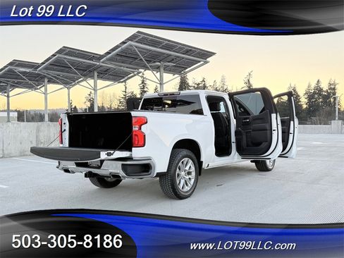 Used 2019 Chevrolet Silverado 1500 LTZ w/ LTZ Premium Package image 30
